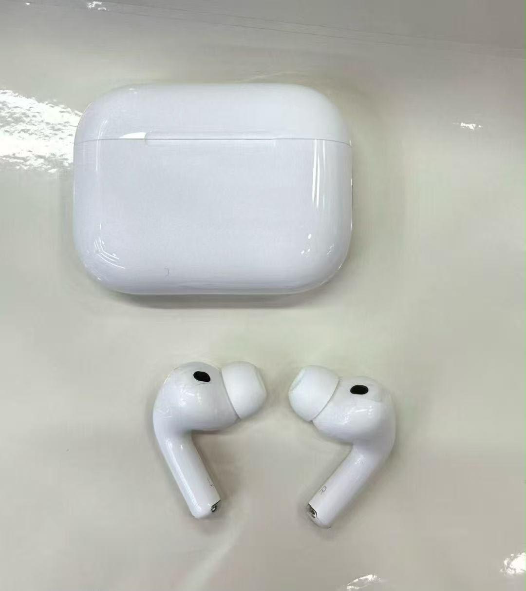 Apple AirPods Pro 3 — Premium Sound, Absolute Freedom